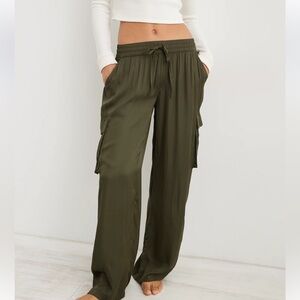 Aerie Woman's Green Tie Waist Pockets Cargo Jogger Pants Size S/P